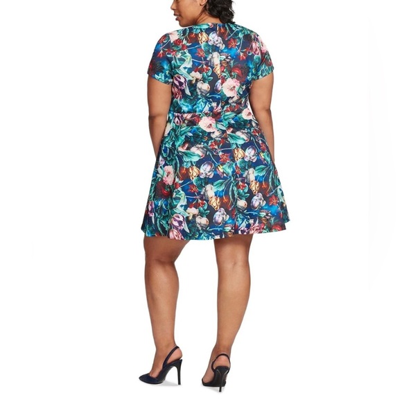 NWT Alexia Admor LUCIANA DRESS V-Neck Multi Floral Short Sleeve Flare Mini :BB71 - Picture 2 of 12